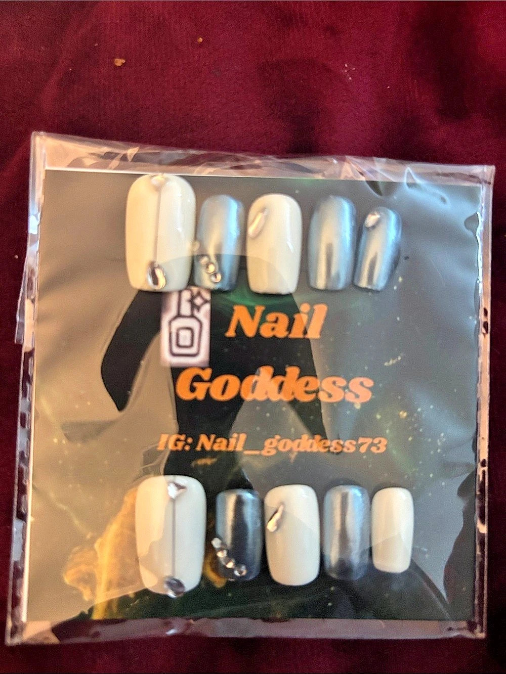 Press-On Nails White & Blue NWT